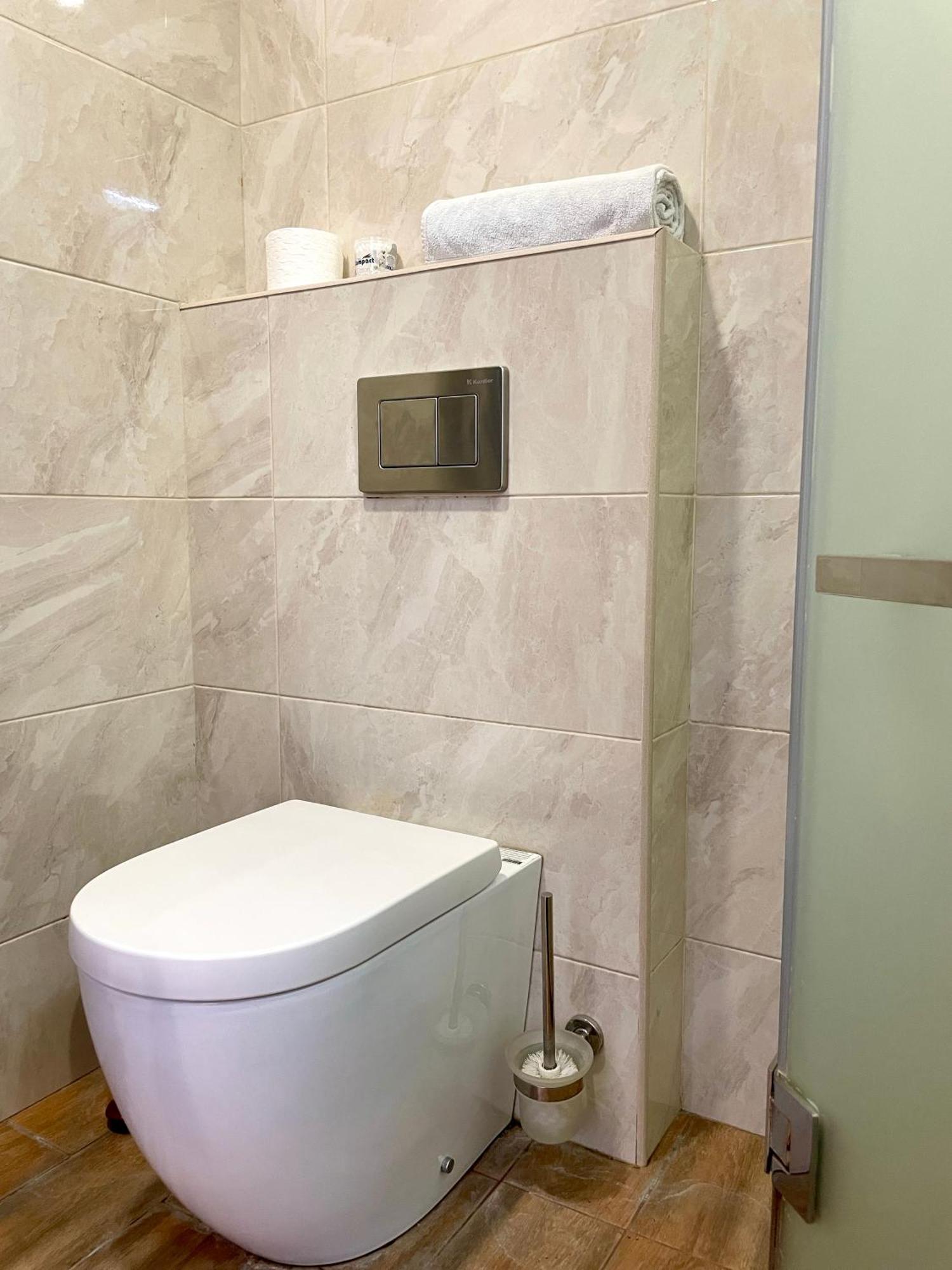 Apartment In Yerevan City Center Republic Square Self Check-In Экстерьер фото